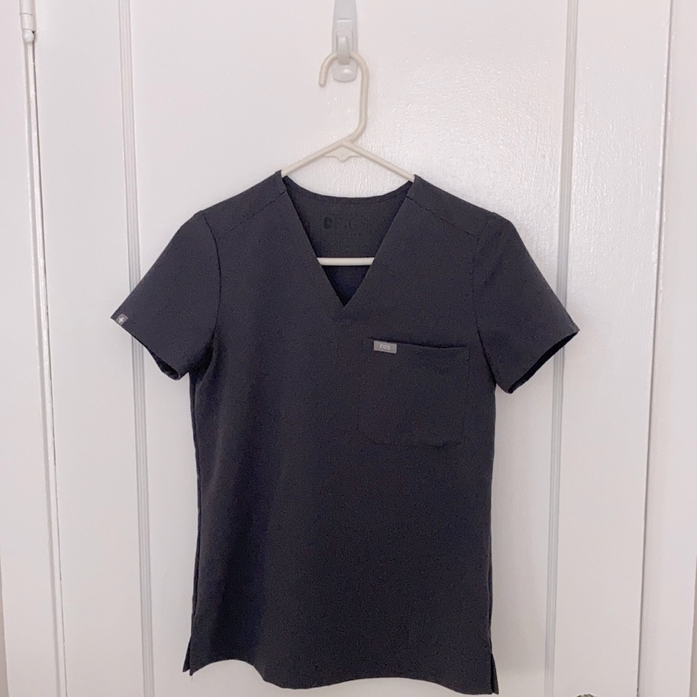 Figs scrub top! Charcoal size XXS